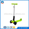 Kids toys 3 wheel kick scooter folding maxi scooter with lighted PU three wheels kick scooter